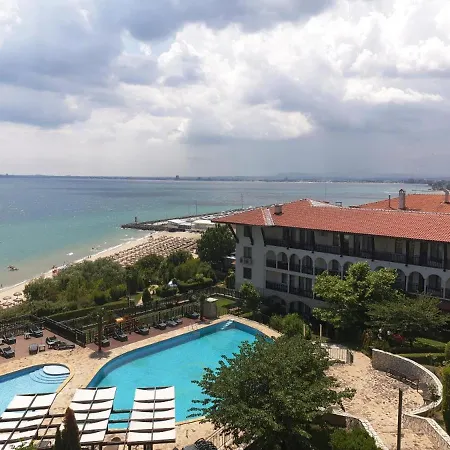 Monastery Seafront スヴェティ・ヴラス