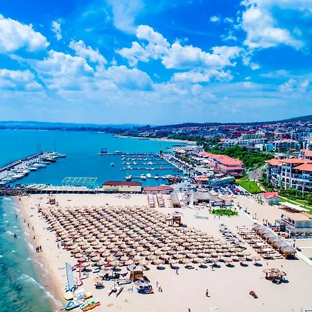 アパート Monastery Seafront