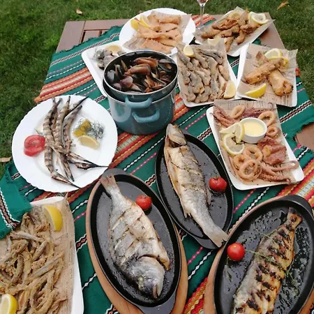 Monastery Seafront アパート スヴェティ・ヴラス