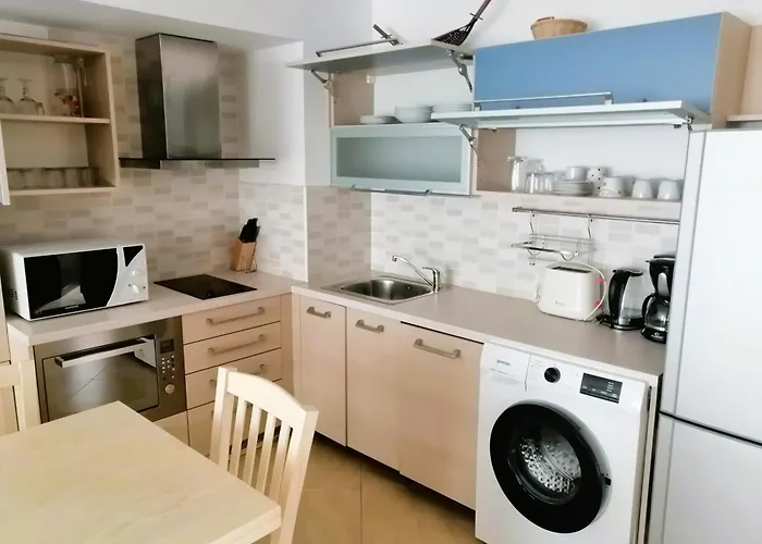 Апартаменты Monastery Seafront