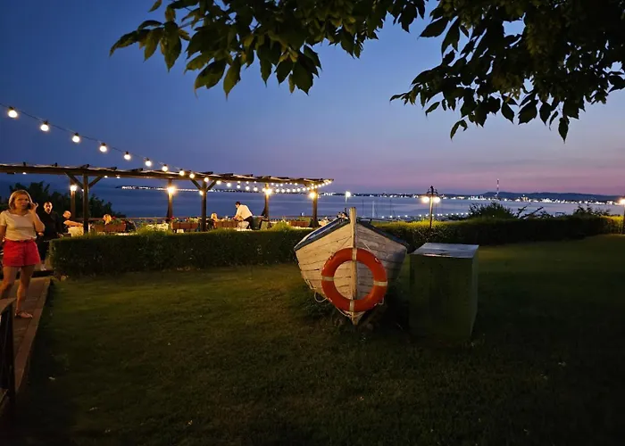 Апартаменты Monastery Seafront *