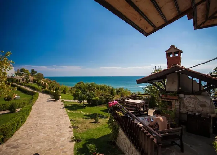 Apartment Monastery Seafront *